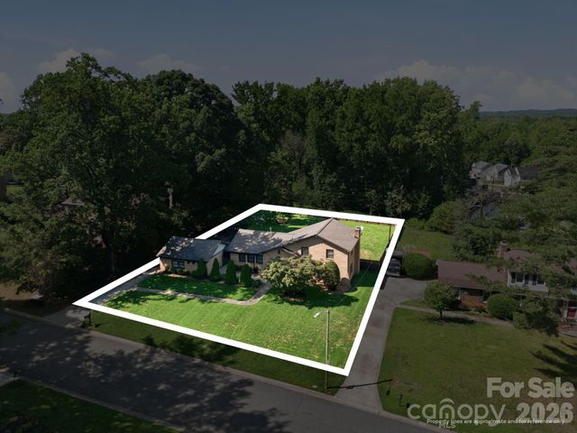 6621 Fair Lawn Road, Charlotte, NC 28215