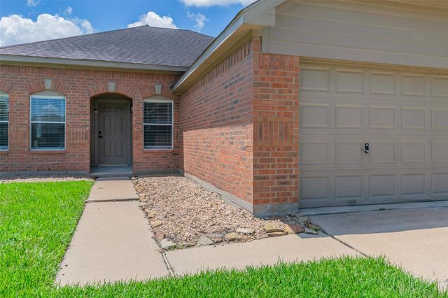 16711 Hollow Ridge Road, Houston, TX 77053