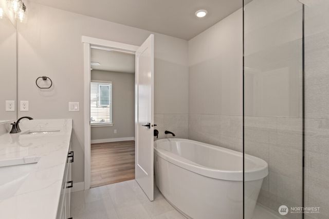 6609 S 128th Street, Seattle, WA 98178