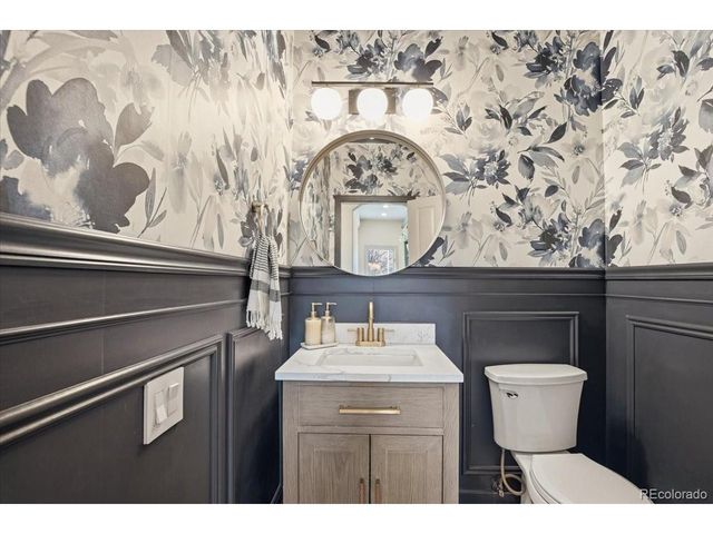 36 Lark Bunting Ln, Littleton, CO 80127