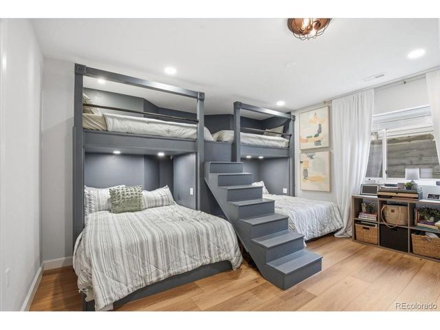 36 Lark Bunting Ln, Littleton, CO 80127