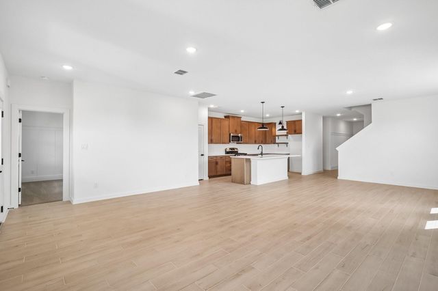 654 Daniel Lakes Lane, Dayton, TX 77535