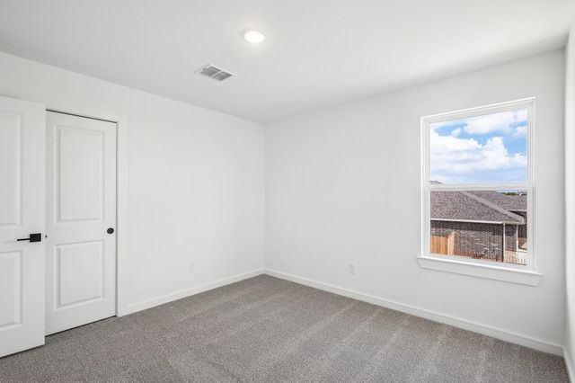 654 Daniel Lakes Lane, Dayton, TX 77535