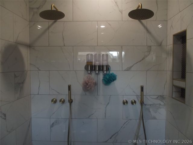 9248 E 80th Place, Tulsa, OK 74133