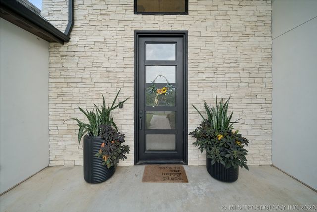 9248 E 80th Place, Tulsa, OK 74133