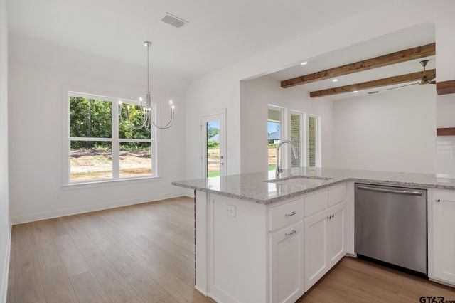 15007 C R 1198, Flint, TX 75762