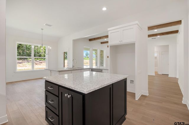 15007 C R 1198, Flint, TX 75762