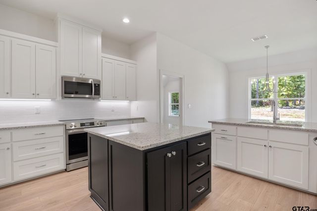 15007 C R 1198, Flint, TX 75762