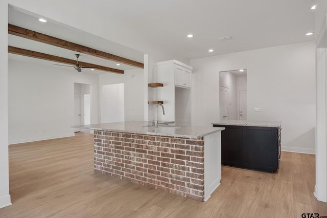 15007 C R 1198, Flint, TX 75762