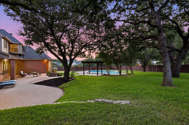614 Llano Court, Southlake, TX 76092