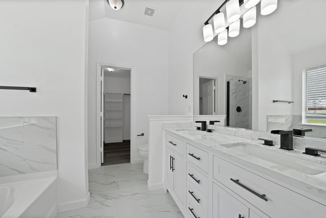 1002 Manassas Drive, Forney, TX 75126