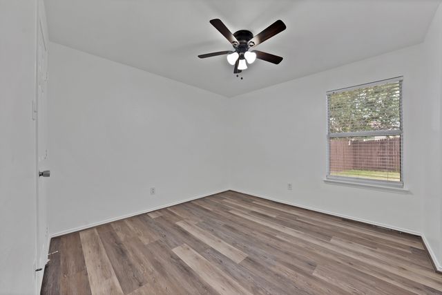 1002 Manassas Drive, Forney, TX 75126
