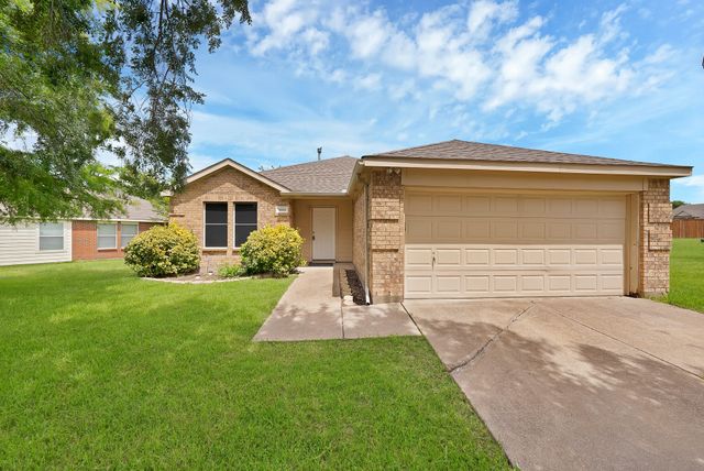 1002 Manassas Drive, Forney, TX 75126