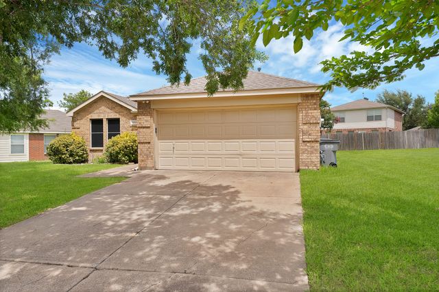 1002 Manassas Drive, Forney, TX 75126