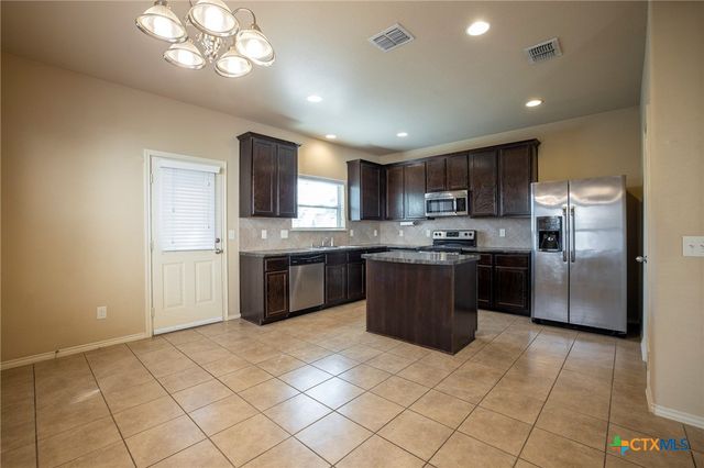 433 Stonebrook Drive, Cibolo, TX 78108