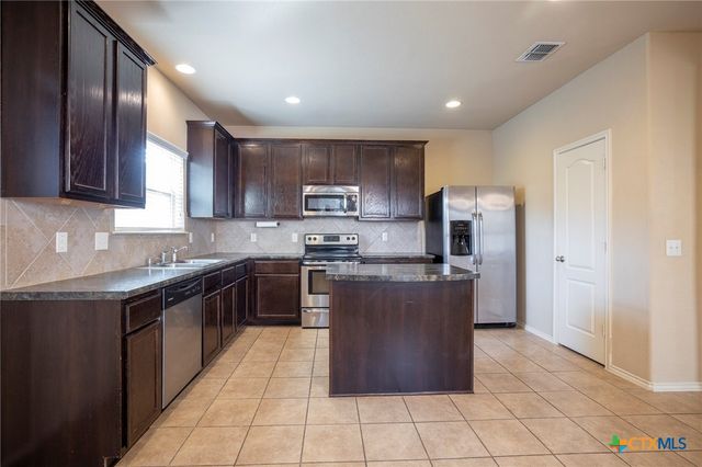 433 Stonebrook Drive, Cibolo, TX 78108