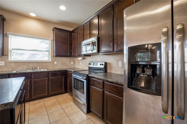 433 Stonebrook Drive, Cibolo, TX 78108