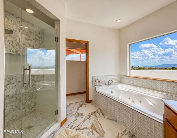6520 CALLE BONITA Lane, El Paso, TX 79912