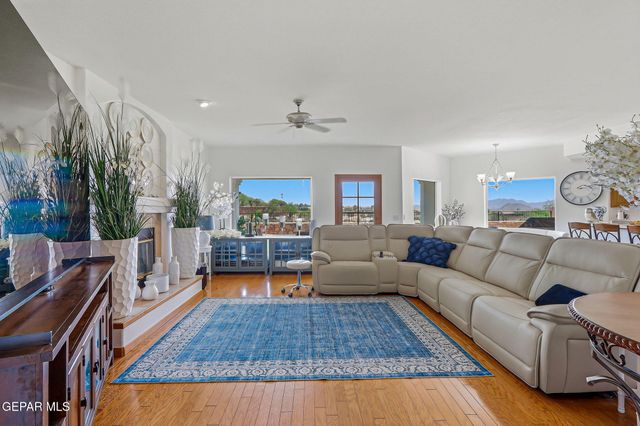 6520 CALLE BONITA Lane, El Paso, TX 79912