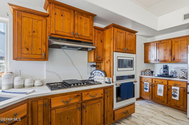6520 CALLE BONITA Lane, El Paso, TX 79912