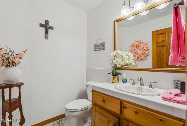 6520 CALLE BONITA Lane, El Paso, TX 79912
