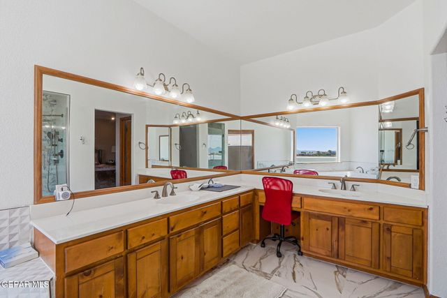 6520 CALLE BONITA Lane, El Paso, TX 79912