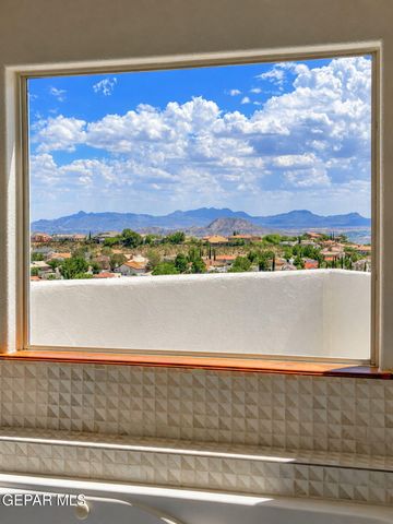 6520 CALLE BONITA Lane, El Paso, TX 79912