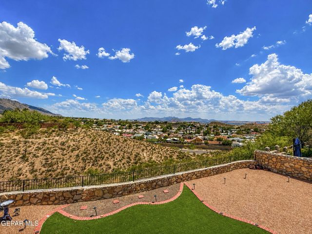 6520 CALLE BONITA Lane, El Paso, TX 79912