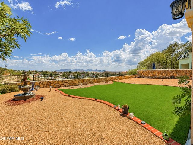 6520 CALLE BONITA Lane, El Paso, TX 79912