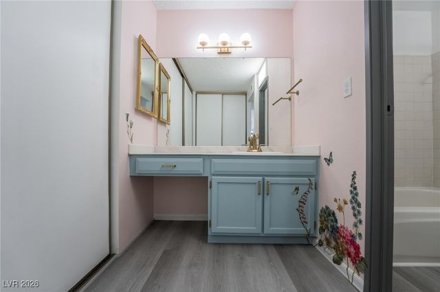 730 South Royal Crest Circle 444, Las Vegas, NV 89169