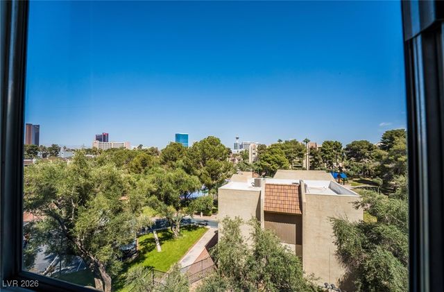 730 South Royal Crest Circle 444, Las Vegas, NV 89169