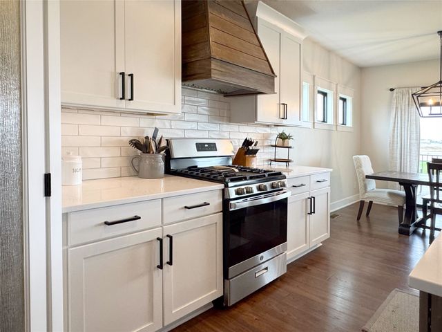 1350 NW Brooks Drive, Waukee, IA 50263