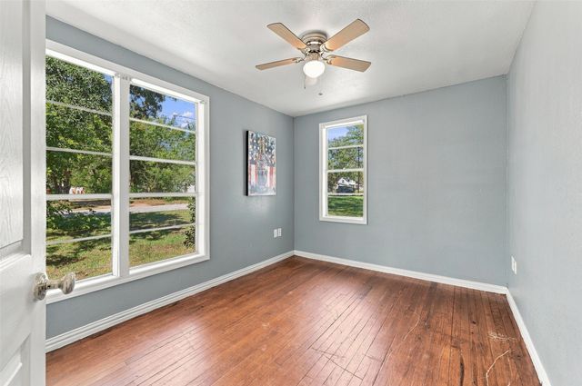 2530 W Elm Street, Denison, TX 75020