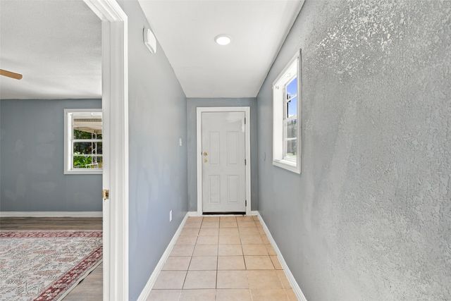 2530 W Elm Street, Denison, TX 75020