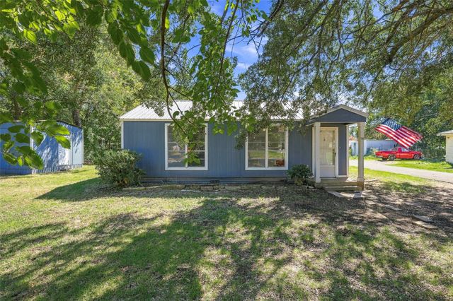 2530 W Elm Street, Denison, TX 75020