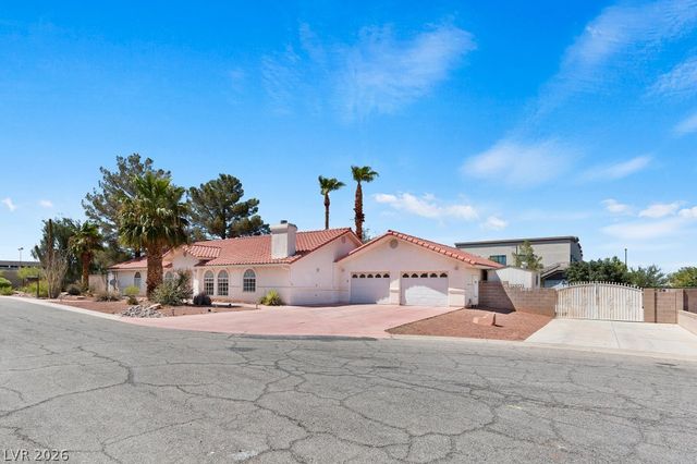 7110 La Cienega Street, Las Vegas, NV 89119