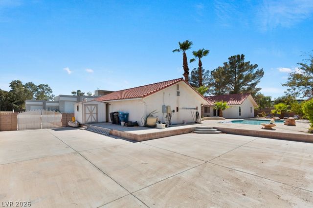 7110 La Cienega Street, Las Vegas, NV 89119