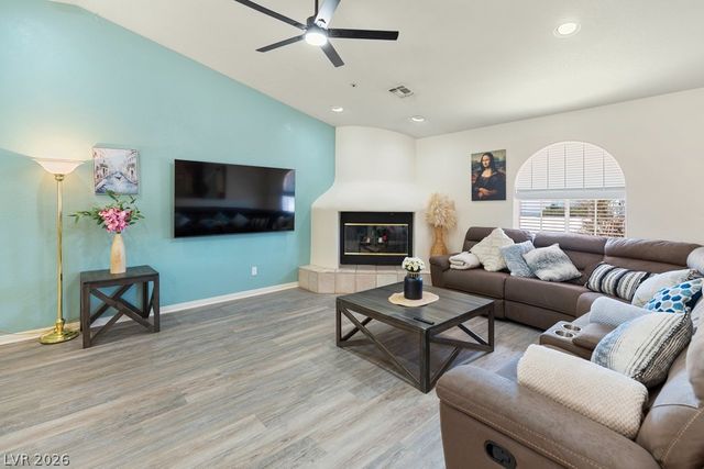 7110 La Cienega Street, Las Vegas, NV 89119