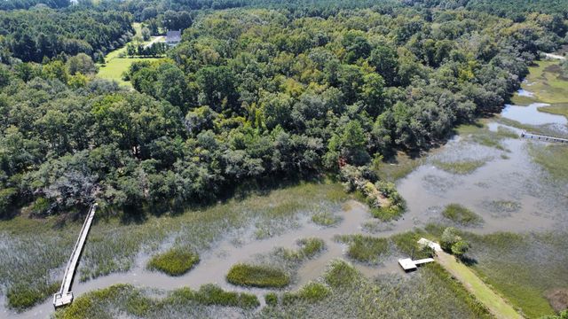 6444 St Anthony Drive, Yonges Island, SC 29449