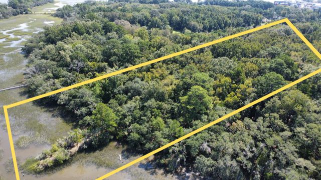 6444 St Anthony Drive, Yonges Island, SC 29449