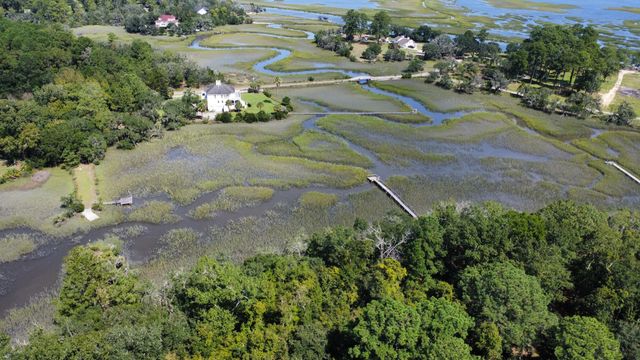 6444 St Anthony Drive, Yonges Island, SC 29449