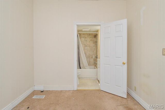 114 N Delmar Avenue, Hartford, IL 62048