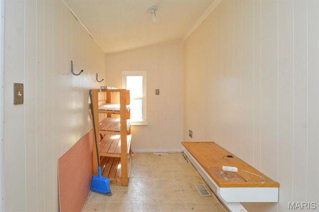 114 N Delmar Avenue, Hartford, IL 62048