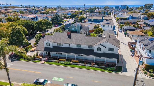 2401 Clay, Newport Beach, CA 92663