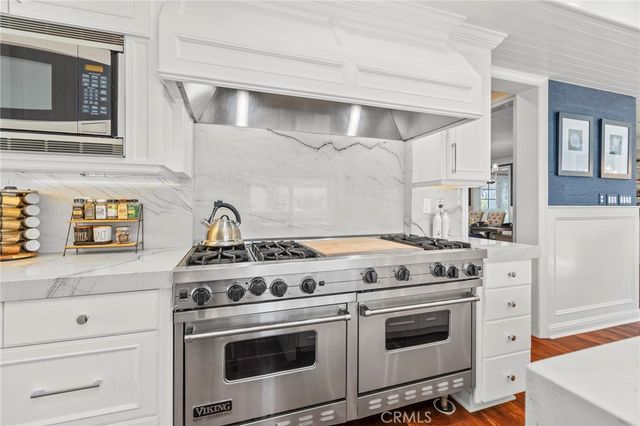 2401 Clay, Newport Beach, CA 92663