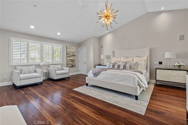 2401 Clay, Newport Beach, CA 92663