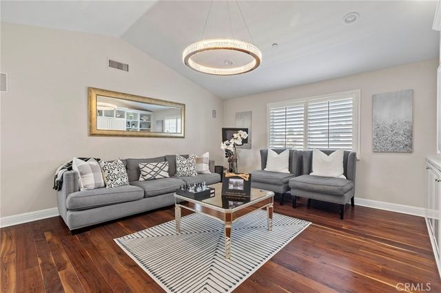 2401 Clay, Newport Beach, CA 92663