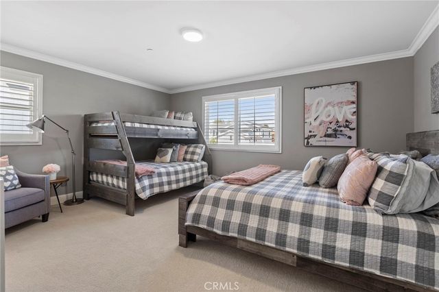 2401 Clay, Newport Beach, CA 92663