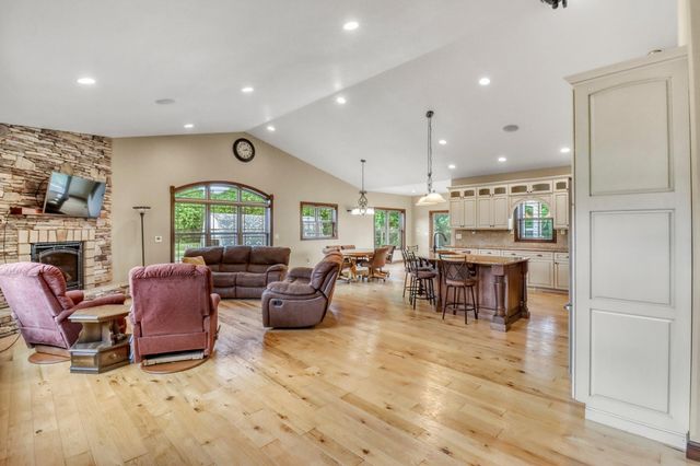 14293 40th Street S, Moorhead, MN 56560