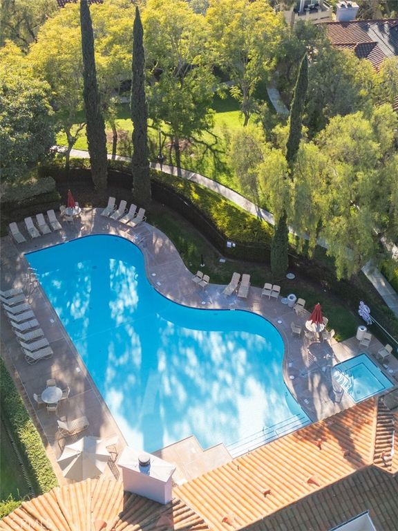 Image 2 of property listing at 153 Cinnamon Teal, Aliso Viejo, CA 92656